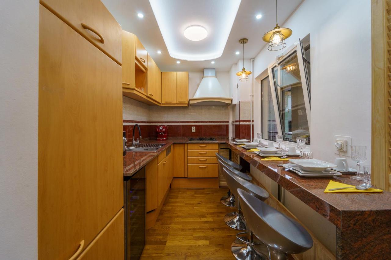 Apartment Main Square 5 Star Luxury With View *
